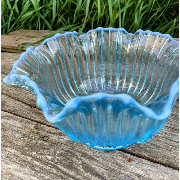 Vintage MCM Opalescent Blue Ribbed Ruffled Art Glass Bowl - Picture 14 of 16
